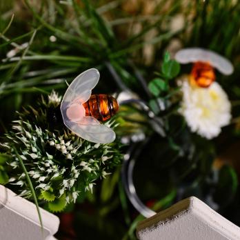 USL-S-127-PT4000 BEES Садовая гирлянда на солнечной батарее Пчелки. 20 светодиодов. Теплый белый свет. 1xАА Ni-Mh аккумулятор в-к. IP44. TM Uniel.